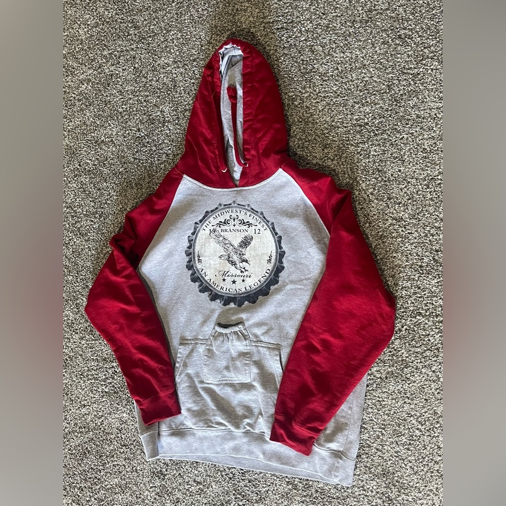 Branson Missouri Brew City  Hoodie with beer holder XL Extra Large Red Gray Rare